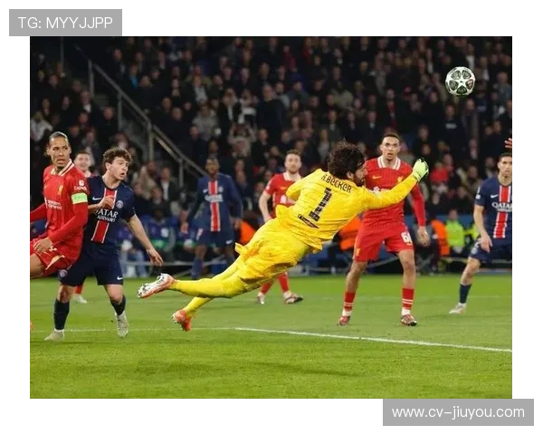 里尔vs马赛焦点战：欧冠资格争夺，积分榜前三仅差3分